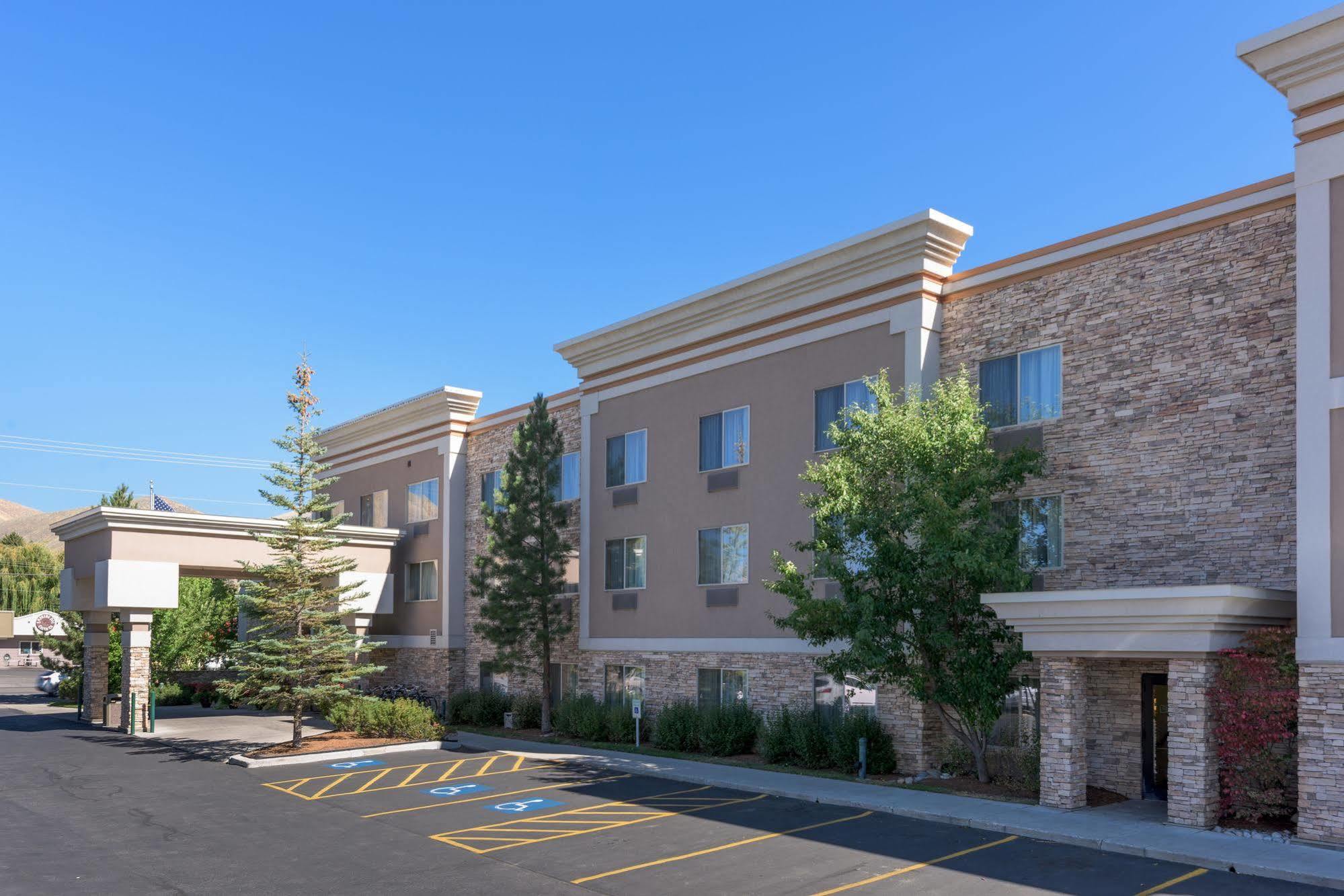 Wood River Inn & Suite Хейли Екстериор снимка
